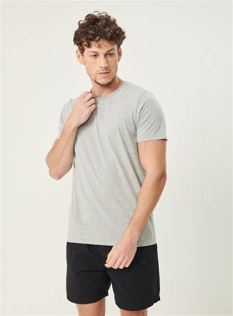 Camiseta Basics Slim Manga Curta Bordado Colcci