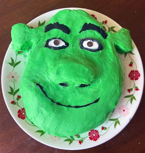 Shrek Cake Fails That Will Give You Nightmares