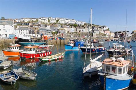 18 Best Small Towns In Cornwall