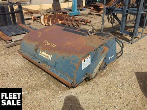 Bobcat Hydraulic Sweeper Attachment Michener Allen Auctioneering Ltd