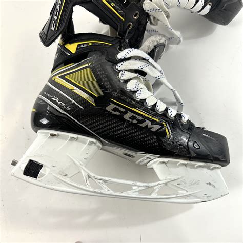 Used CCM Super Tacks AS3 Pro Skates | Size 8.5D | A1242 | SidelineSwap