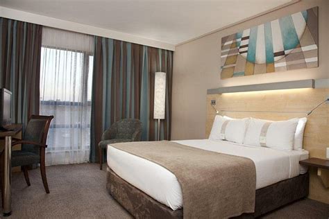 HOLIDAY INN EXPRESS SANDTON WOODMEAD, AN IHG HOTEL - Updated 2023 ...