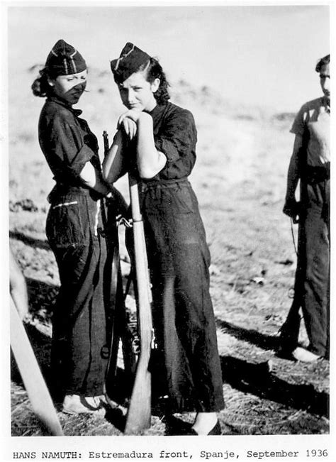 Milicianas 30 Amazing Photos Of Female Combatants In The Spanish Civil