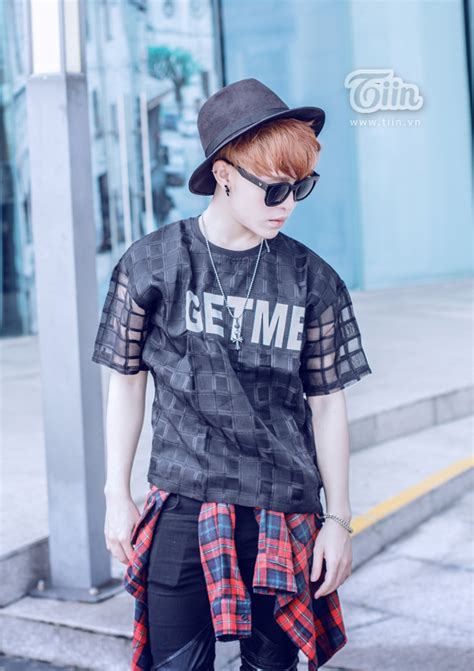 Mặc lời dèm pha hot boy Đà Nẵng quyết theo unisex