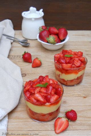 BICCHIERINI CON FRAGOLE E CREMA PASTICCERA Veloci E Deliziosi