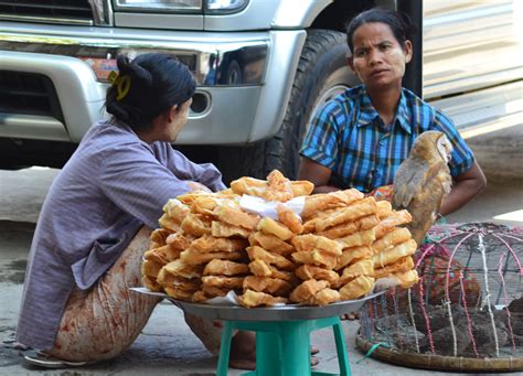 Top Burmese Food and Eating in Myanmar (Burma)