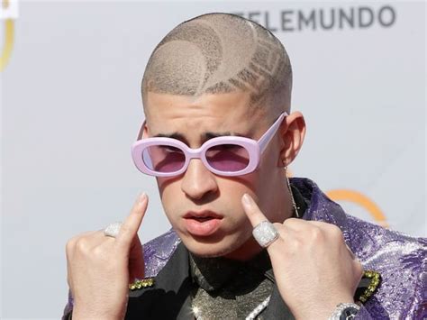 Bad Bunny Bad Bunny Es El Mejor Compositor Del Año En Los Premios