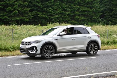 Facelifted 2022 VW T Roc Spied Undisguised In R Line Spec Carscoops