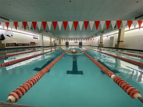 Bring It In: 3 Safe Indoor Workouts to Do at the Gym - Lakeshore Sport