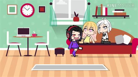 1 серия | БЕЗЗАЩИТНАЯ - YouTube