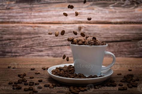 coffee Cup on brown background 13426497 Stock Photo at Vecteezy