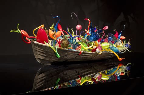 Dale Chihuly ~ Glass Blowing Extrordinaire Trésors De Luxe