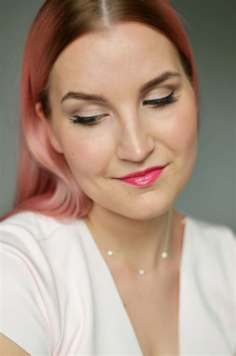 Tutorial klassinen silmämeikki valmistujaisiin NUDE Lily