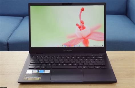 Asus Expertbook B5 Review: Best Laptop for Business Users