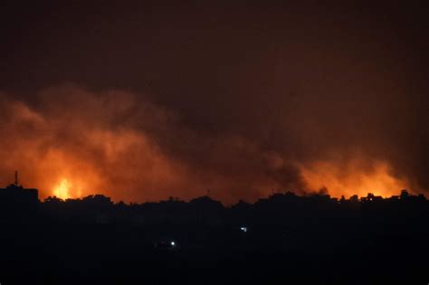 Intense bombing near Gaza hospitals shortly after total blackout | The ...