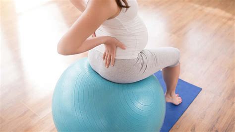 11 Ball Exercises During Pregnancy For A Smooth Labor