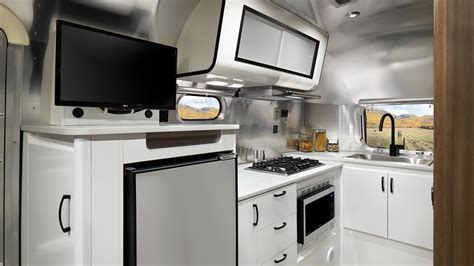 Caravel 20FB Floor Plan | Travel Trailers | Small Airstream RV and Camper