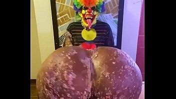 Victoria Cakes And Gibby The Clown Porn Videos LetMeJerk