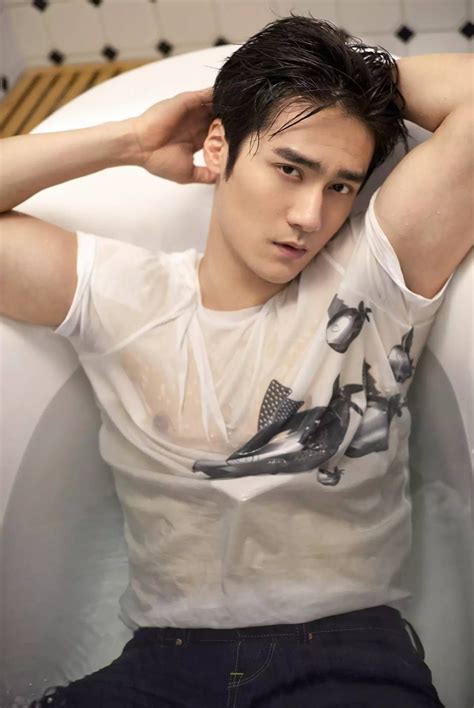 Không chỉ sàm sỡ Cúc Tịnh Y Trương Triết Hạn từng vạ mồm liên tục về sex và bạo hành