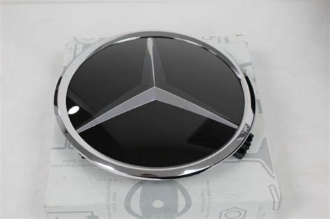 MERCEDES A Class W176 Front Grille Distronic Radar Emblem Logo Badge