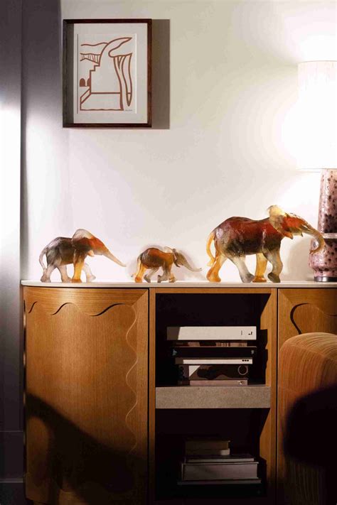 Medium Elephant Savana - Daum Singapore