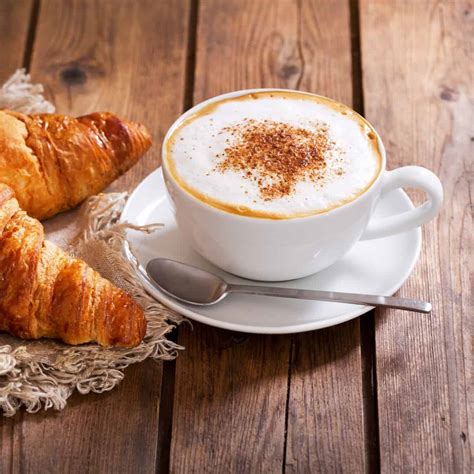 how to make lattes at home