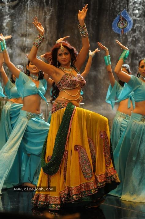 Udaya Bhanu Hot Spicy Pics Photo Of