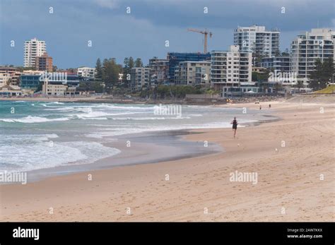 Sydney Australia October 22 2018 Person Walking Along The Seashore