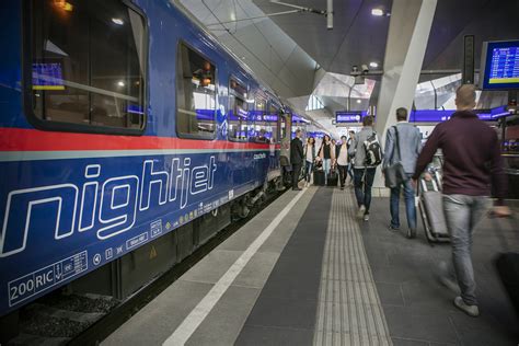 As Es El Nuevo Tren Nocturno Con Camas Que Conectar Espa A Con Varias