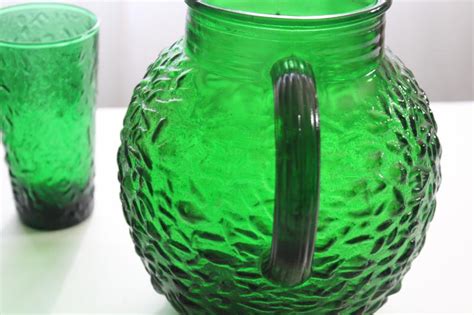 Vintage Anchor Hocking Forest Green Glass Lido Crinkle Pattern Pitcher And Drinking Glasses