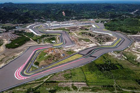 Pemerintah Indonesia Gelar Seri MotoGP Di Mandalika Menparekraf