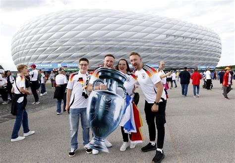 REPORTAGE Euro 2024 une Munich écossaise lance la fête et soffre