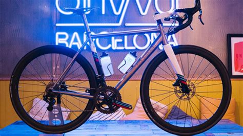 Passoni La Exclusiva Firma Italiana De Bicicletas Presenta Su Modelo