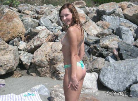 Pictures Of A Hot Amateur Nude On A Beach Porn Pictures Xxx Photos