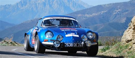 Deux Alpine A Au Cap Corse Historic Rally Les Alpinistes