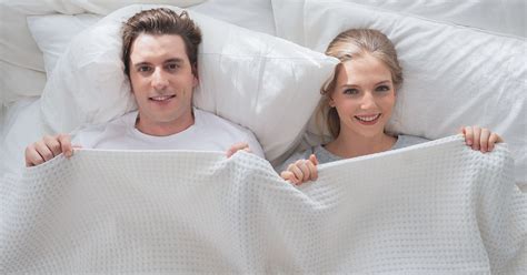 5 Signs You Are In A Happy And Healthy Relationship 