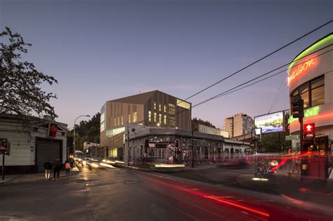 Galería de Campus Creativo Universidad Andrés Bello / Martin Schmidt ...