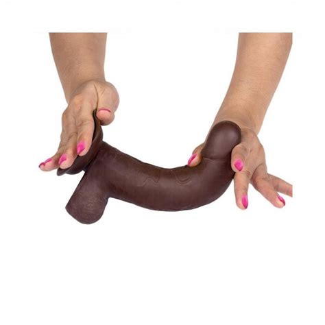 Dildo Realistico Nero Con Ventosa E Testicoli Effetto Pelle In