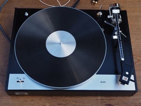 ERA 444 turntable built in France, legend of top quality with ERA arm ...