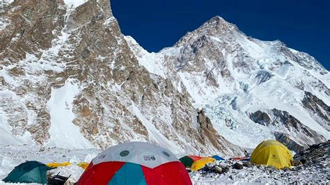 Three climbers are missing in K2