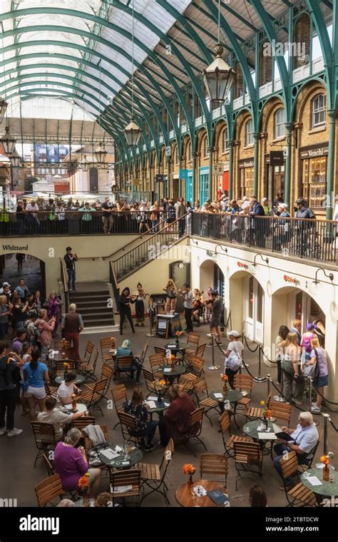 England London Covent Garden Restaurants And Shops Stock Photo Alamy