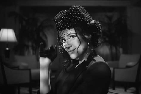 Lirik Dan Chord Lagu Hot Uptown Camila Cabello Feat Drake Halaman All Kompas