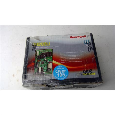 Honeywell Universal Hot Surface Ignition Integrated Furnace Control Property Room