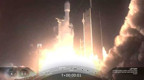 SpaceX Falcon 9 Heavy Launch Went Perfectly - SlashGear