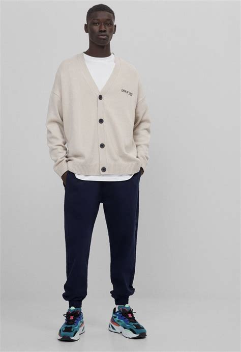 Pin de Dope Dasya en M style 👨‍💻 | Estilos de ropa para hombre, Ropa de ...
