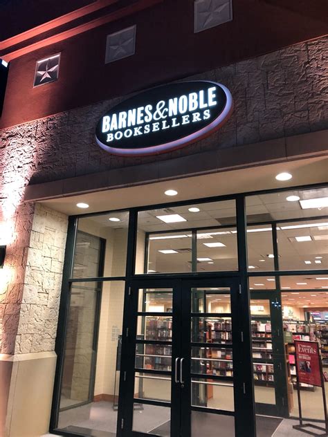 BARNES & NOBLE - Stonebriar Centre, 2601 Preston Rd #1204, Frisco TX