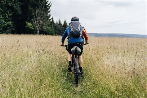 Planujesz zagraniczne trasy rowerowe Słowacja zaskoczy Cię