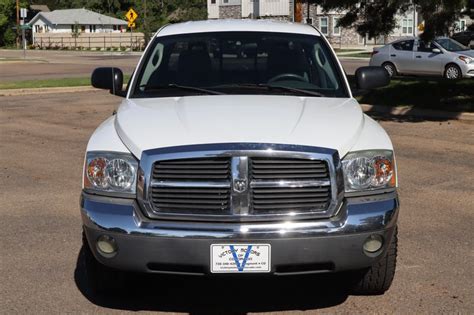 2005 Dodge Dakota Photos