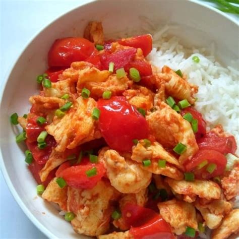 10 Minute Chinese Tomato Egg Stir Fry Spoons Of Flavor