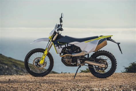 2023 Husqvarna 701 Enduro Guide • Total Motorcycle